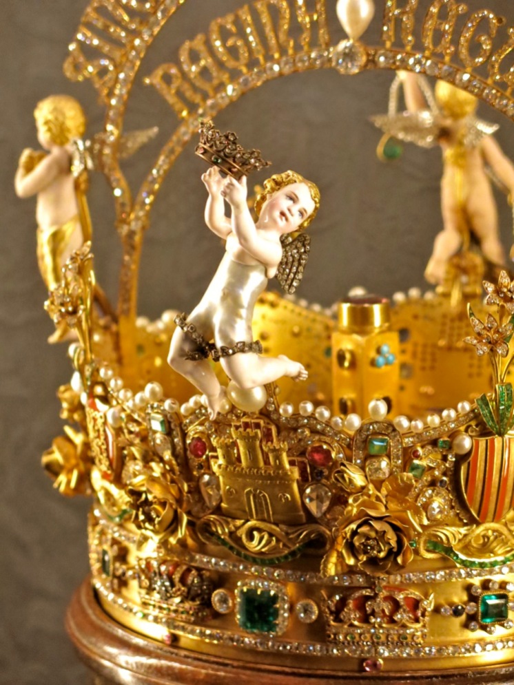 close-up view of the crown